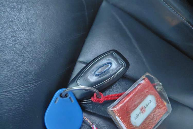 Used Ford Mondeo 2013 2.0L GTDi 200 Luxury Model Vehicle Key