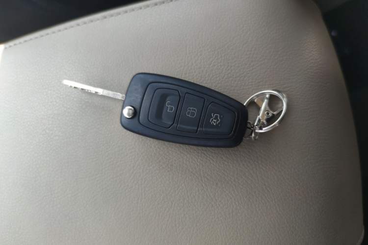 Used Ford Mondeo 2013 2.3L Fashion Edition Vehicle Key