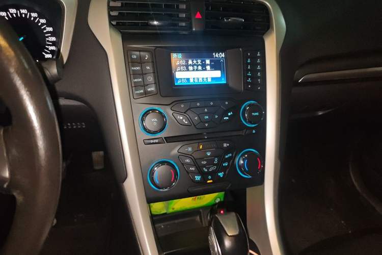 Used Ford Mondeo 2013 1.5L GTDi180 Fashion Edition Audio And AC Panel