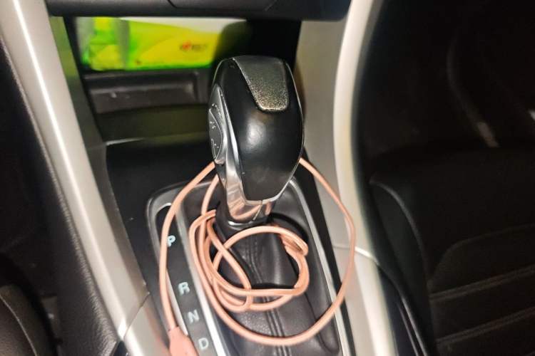 Used Ford Mondeo 2013 1.5L GTDi180 Fashion Edition Gear Lever