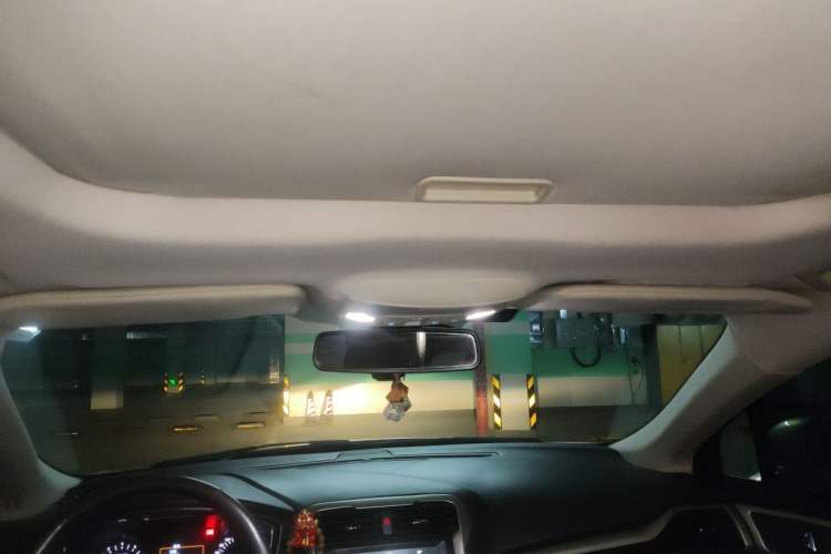 Used Ford Mondeo 2013 2.0L GTDi 200 Fashion Edition Headliner