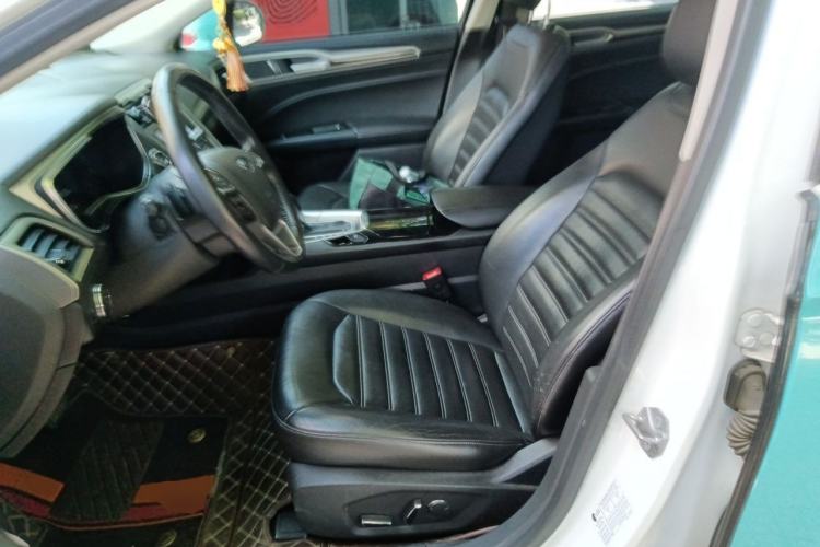 Used Ford Mondeo 2013 2.0L GTDi 200 Fashion Edition Left Front Seat