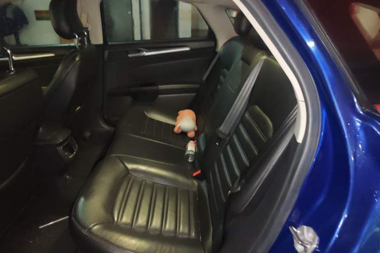 Used Ford Mondeo 2013 1.5L GTDi180 Fashion Edition Left Rear Seat