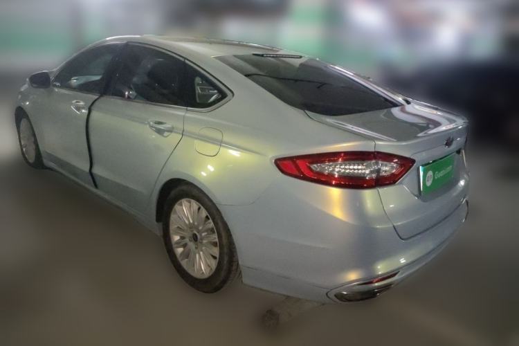Used Ford Mondeo 2013 2.0L GTDi 200 Fashion Edition Rear Left 45 Deg