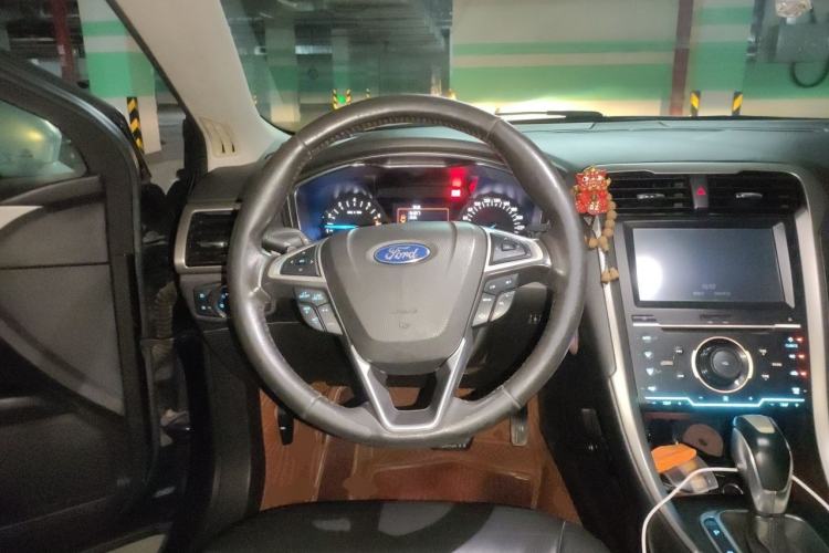 Used Ford Mondeo 2013 2.0L GTDi 200 Fashion Edition Steering Wheel