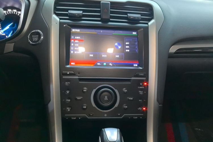 Used Ford Mondeo 2013 2.0L GTDi 200 Fashion Edition Audio And AC Panel
