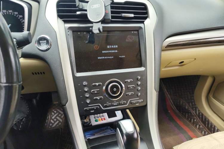 Used Ford Mondeo 2013 2.0L GTDi 200 Fashion Edition Audio And AC Panel