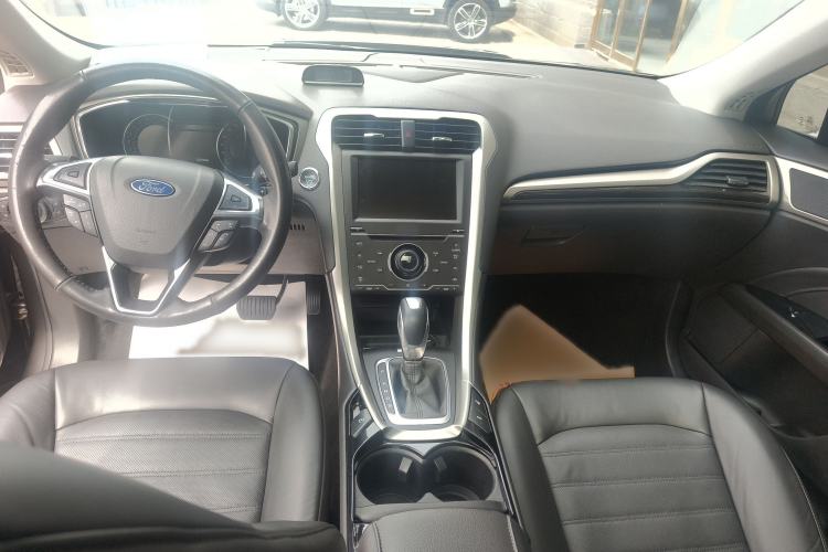 Used Ford Mondeo 2013 2.0L GTDi240 Flagship Edition Center Console