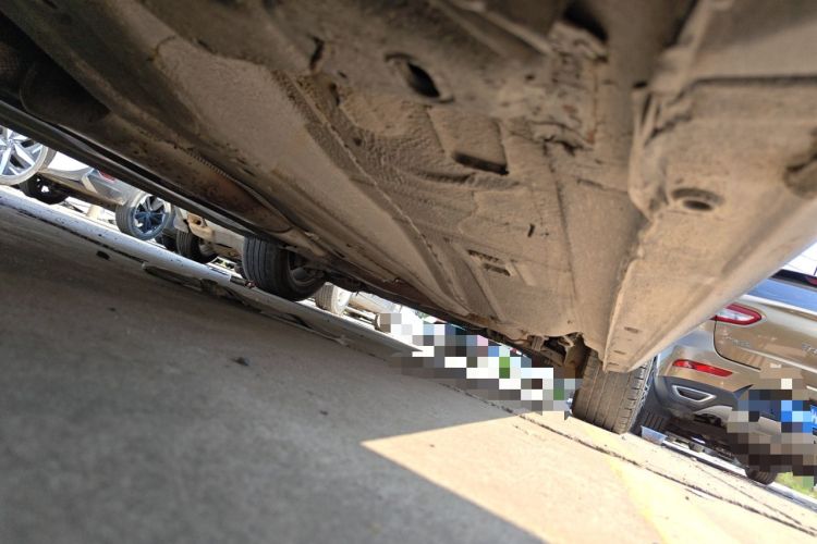Used Ford Mondeo 2013 2.3L Fashion Edition Chassis Front Left