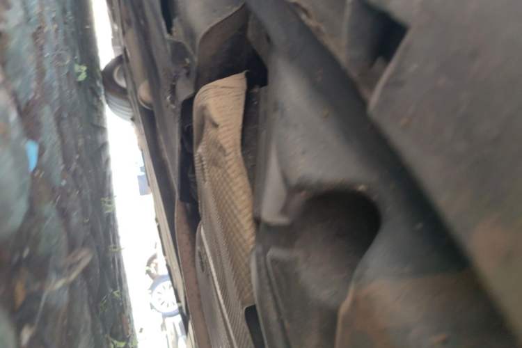 Used Ford Mondeo 2013 2.0L GTDi 200 Fashion Edition Chassis Rear Left