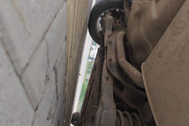 Used Ford Mondeo 2013 2.3L Luxury Model Chassis Rear Right