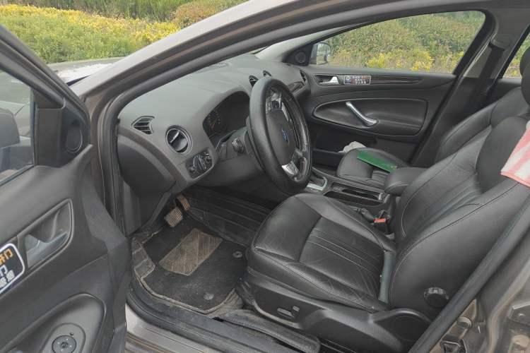 Used Ford Mondeo 2013 2.3L Luxury Model Driver Seat