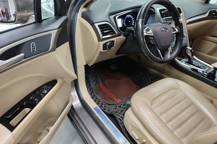 Used Ford Mondeo 2013 2.0L GTDi 200 Luxury Model Driver Seat