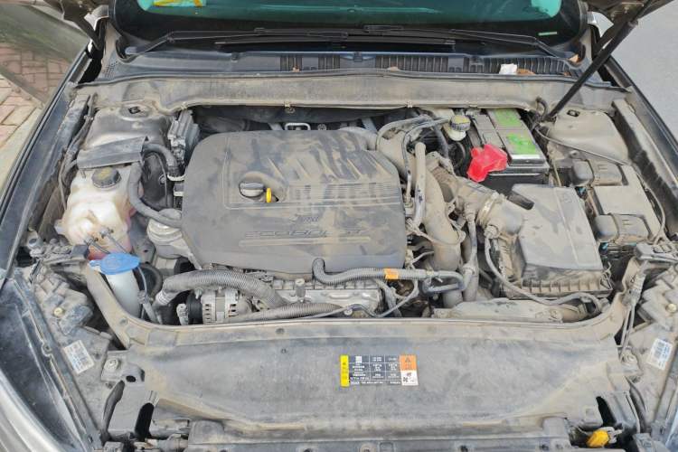 Used Ford Mondeo 2013 1.5L GTDi180 Fashion Edition Engine Bay