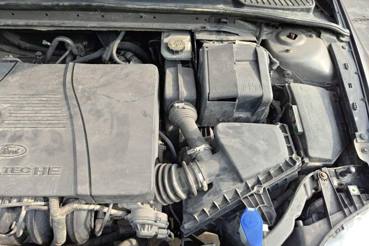 Used Ford Mondeo 2013 2.3L Fashion Edition Engine Bay Left
