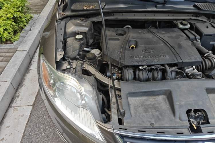 Used Ford Mondeo 2013 2.3L Fashion Edition Engine Bay Right