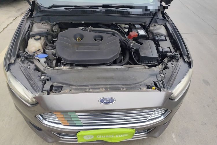 Used Ford Mondeo 2013 2.0L GTDi 200 Fashion Edition Engine Bay