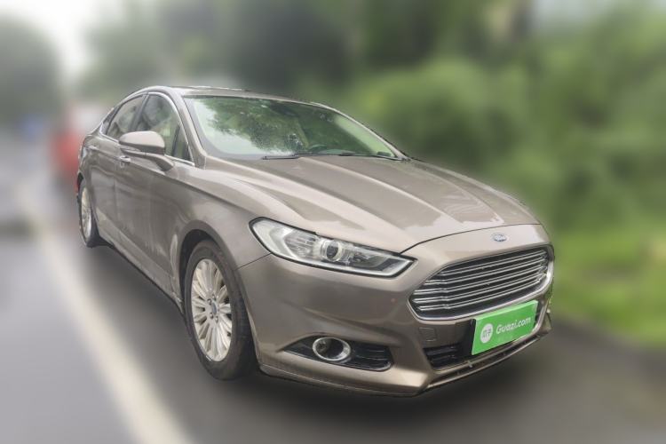 Used Ford Mondeo 2013 2.0L GTDi 200 Fashion Edition Front Right 45 Deg