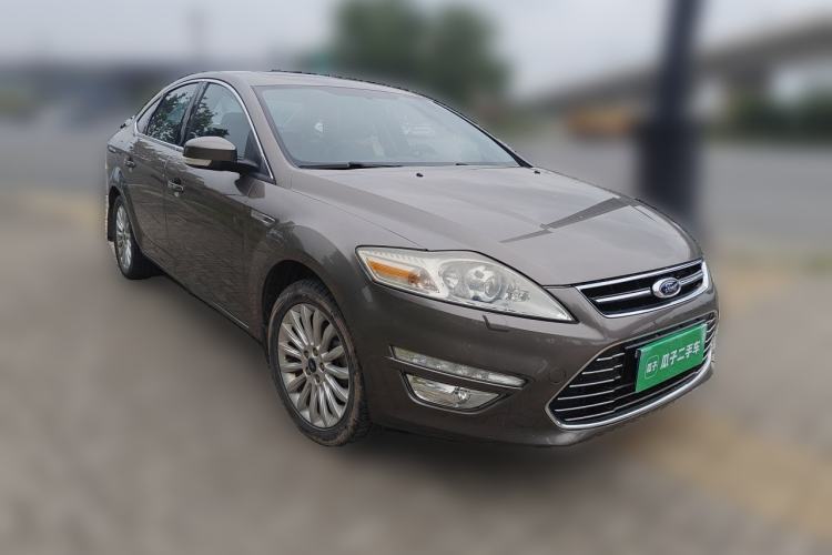 Used Ford Mondeo 2013 2.3L Luxury Model Front Right 45 Deg