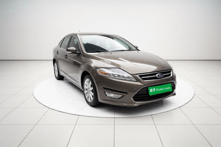 Used Ford Mondeo 2013 2.3L Fashion Edition Front Right 45 Deg