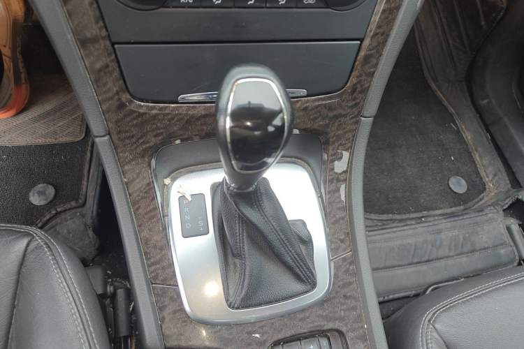 Used Ford Mondeo 2013 2.3L Luxury Model Gear Lever