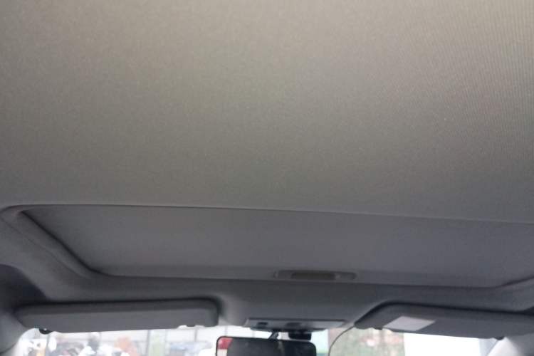 Used Ford Mondeo 2013 2.3L Luxury Model Headliner