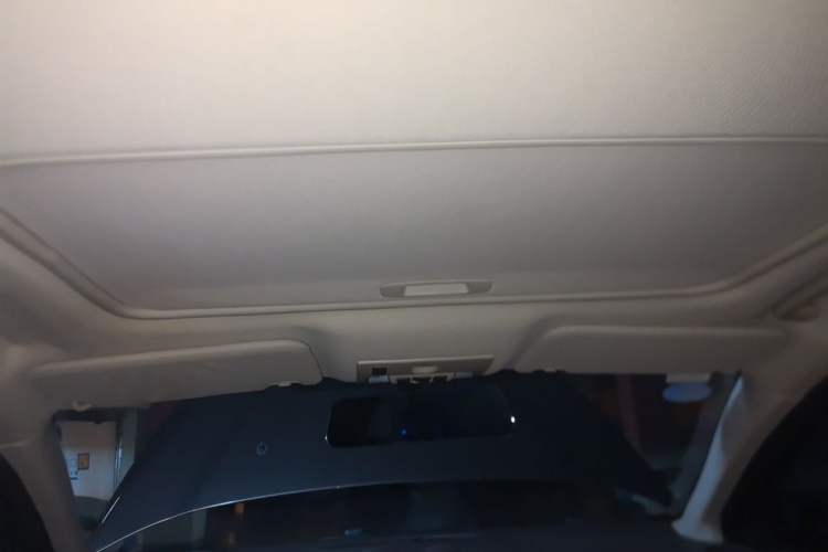 Used Ford Mondeo 2013 2.3L Fashion Edition Headliner