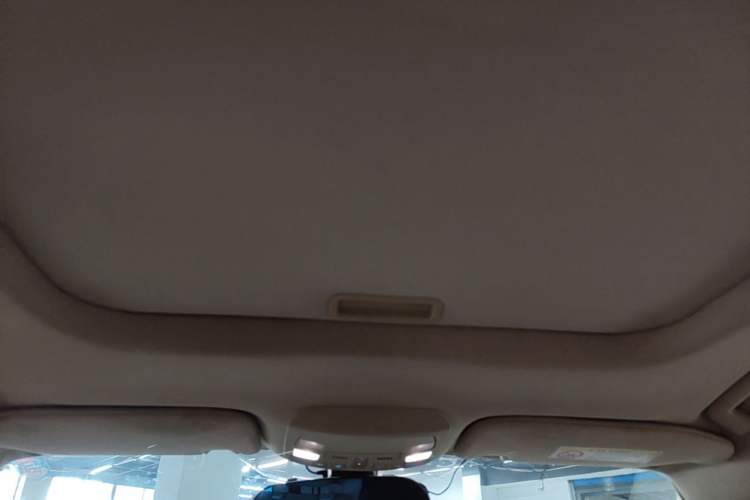Used Ford Mondeo 2013 2.0L GTDi 200 Luxury Model Headliner