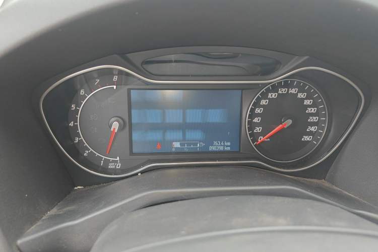 Used Ford Mondeo 2013 2.3L Luxury Model Instrument Cluster
