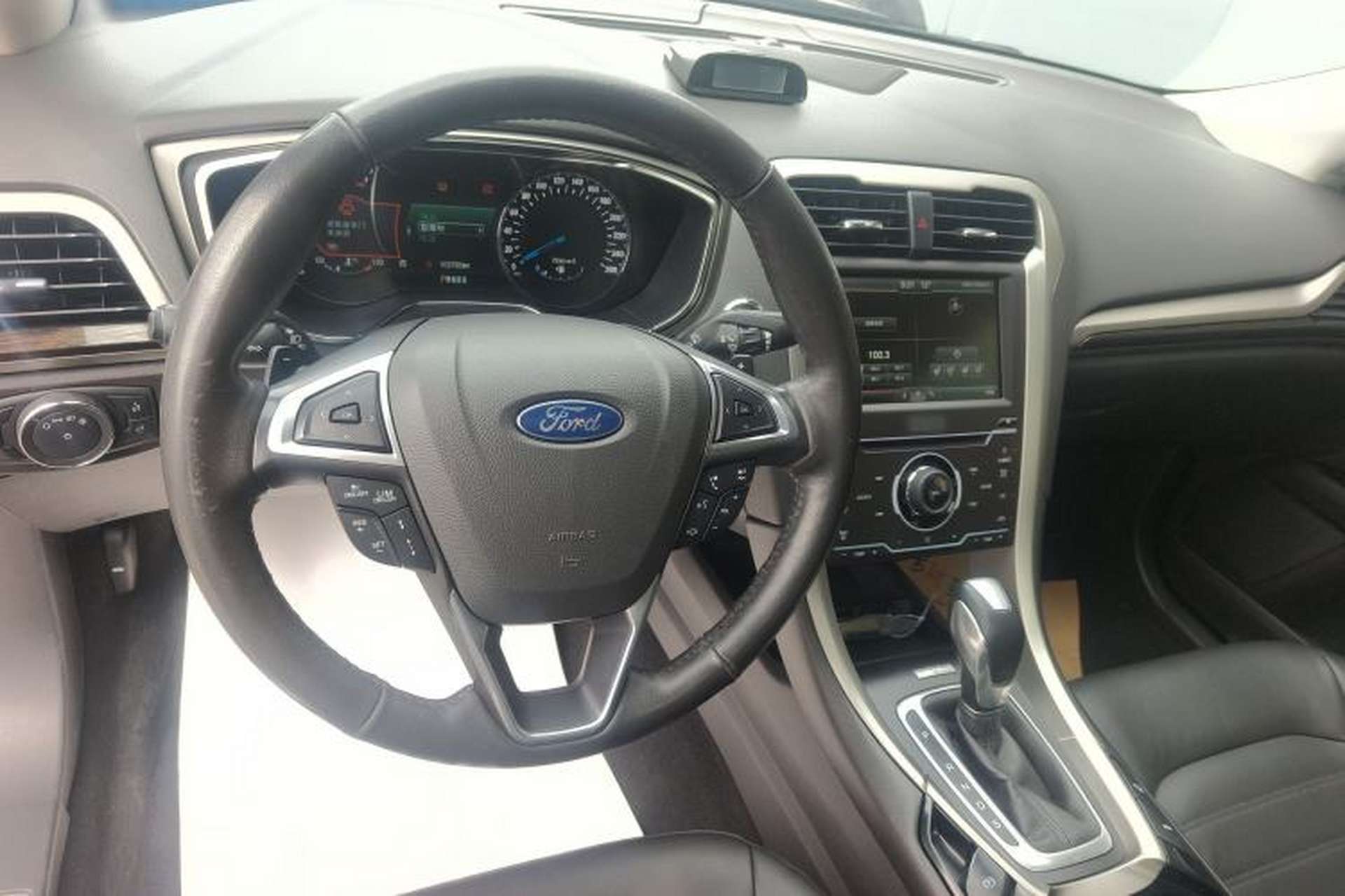 Used Ford Mondeo 2013 2.0L GTDi240 Flagship Edition Interior 2
