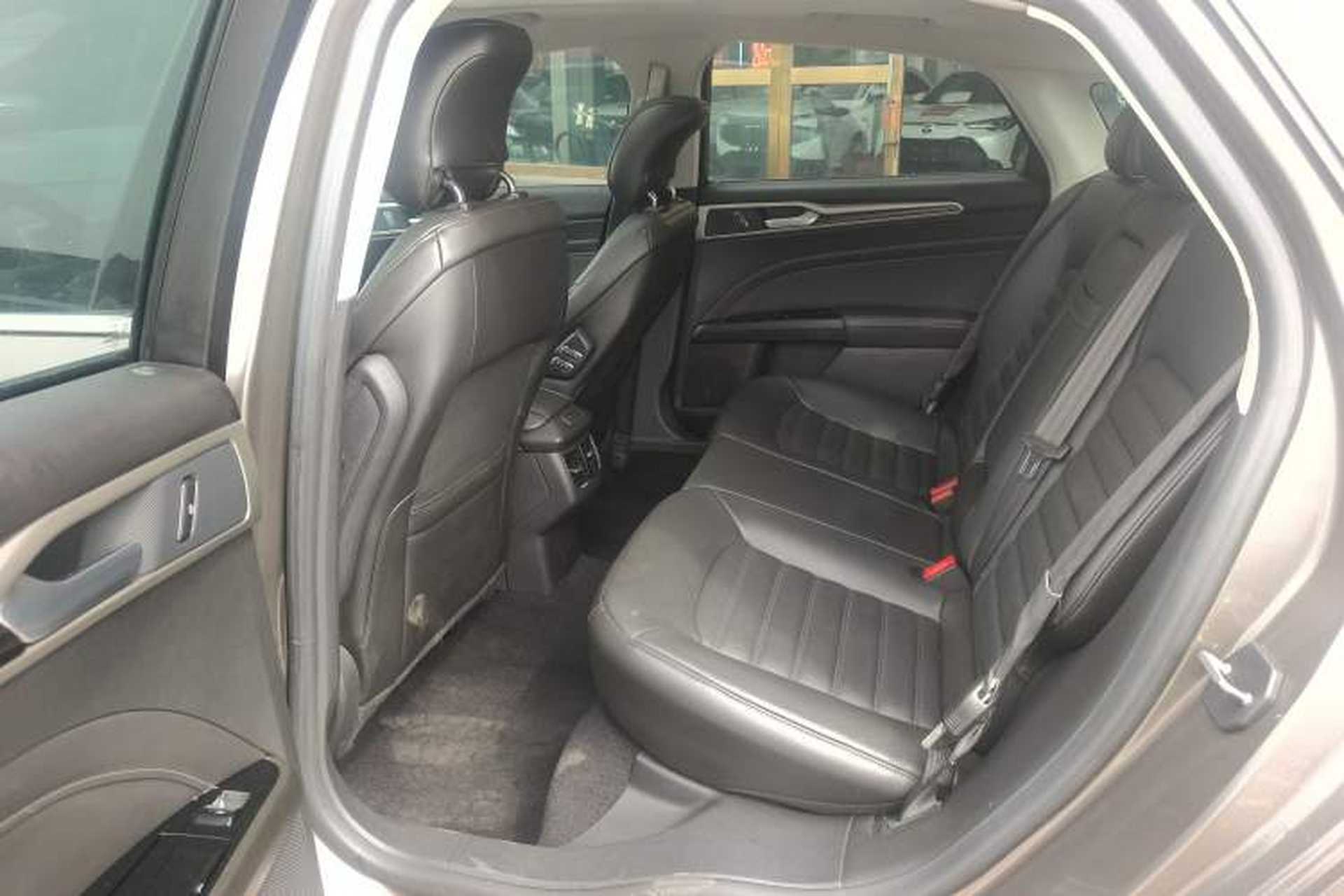 Used Ford Mondeo 2013 2.0L GTDi240 Flagship Edition Interior 3