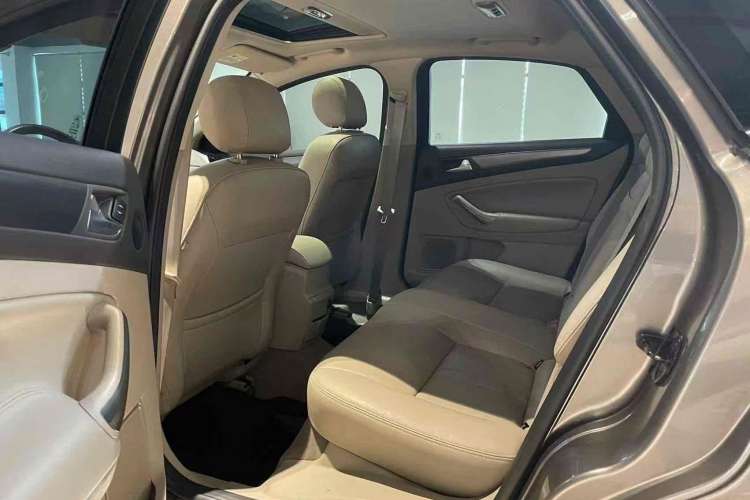 Used Ford Mondeo 2013 2.3L Fashion Edition Interior 3