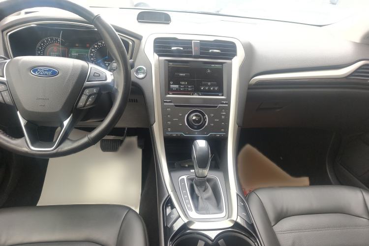 Used Ford Mondeo 2013 2.0L GTDi240 Flagship Edition Interior 5
