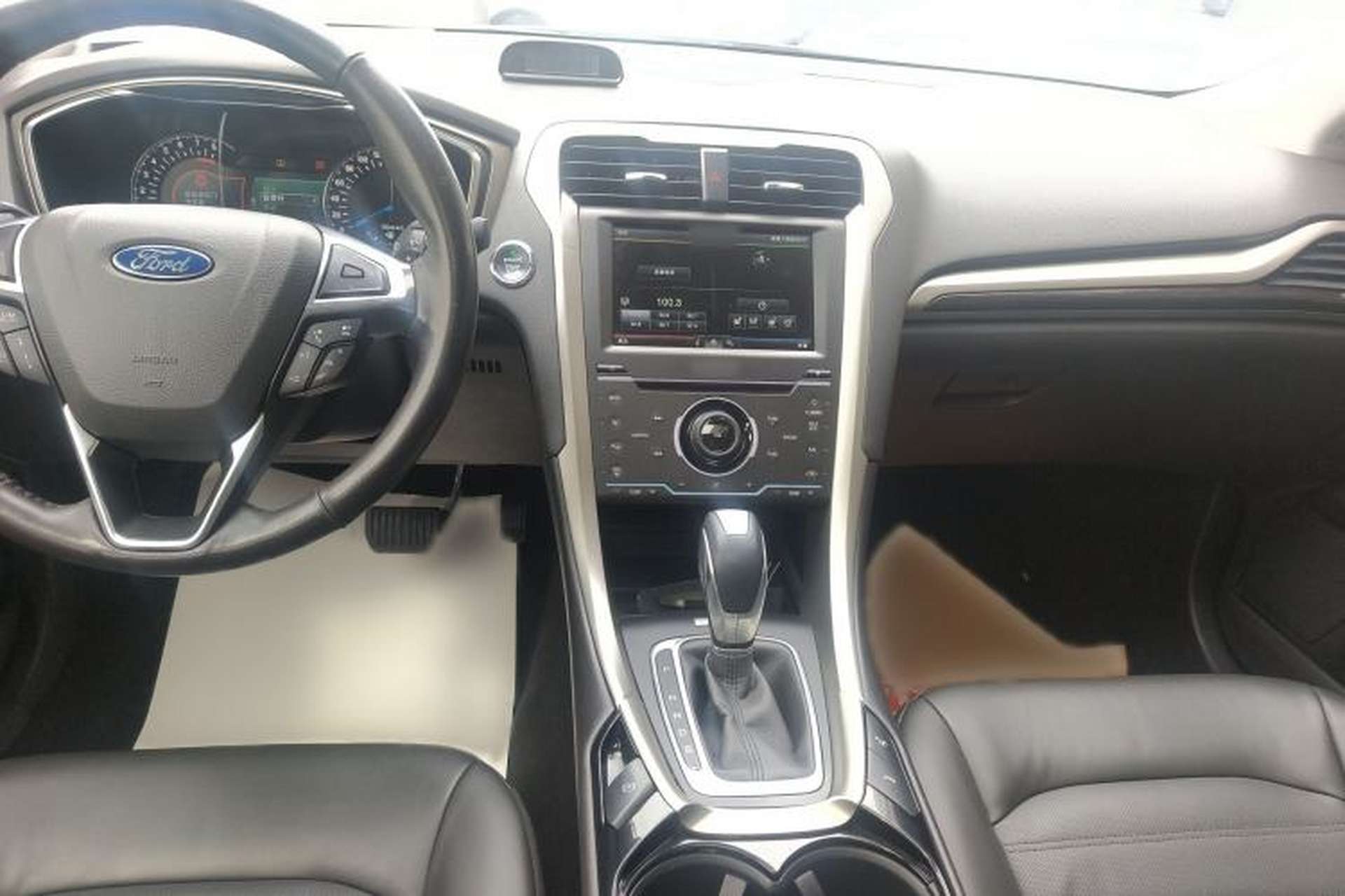 Used Ford Mondeo 2013 2.0L GTDi240 Flagship Edition Interior 5