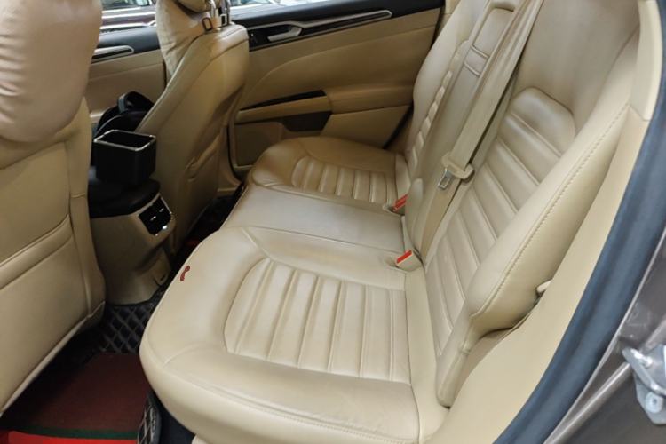 Used Ford Mondeo 2013 2.0L GTDi 200 Luxury Model Left Rear Seat