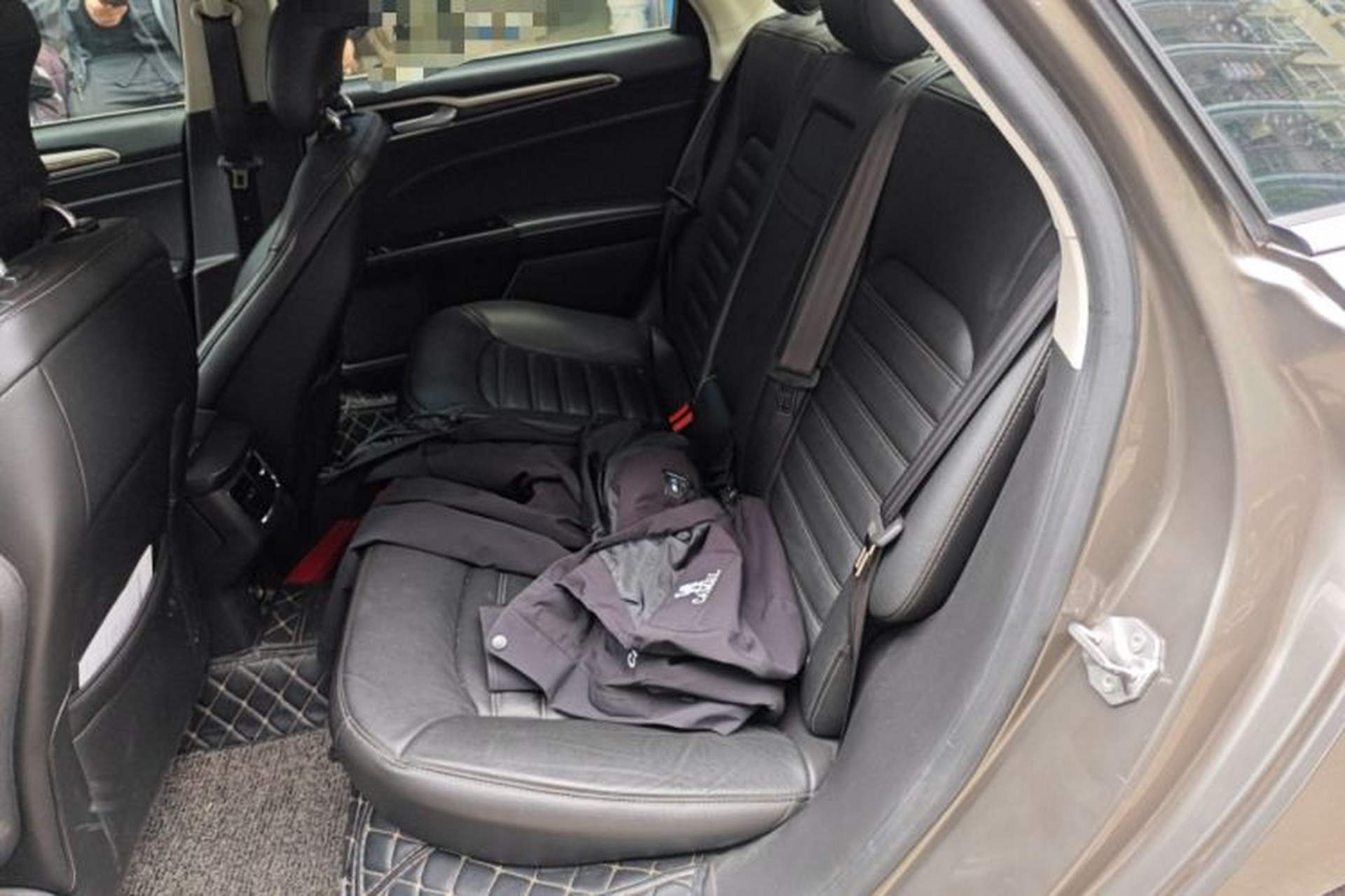 Used Ford Mondeo 2013 2.0L GTDi 200 Fashion Edition Left Rear Seat