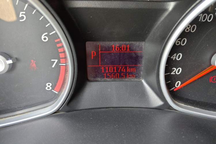 Used Ford Mondeo 2013 2.3L Fashion Edition Odometer Close Up