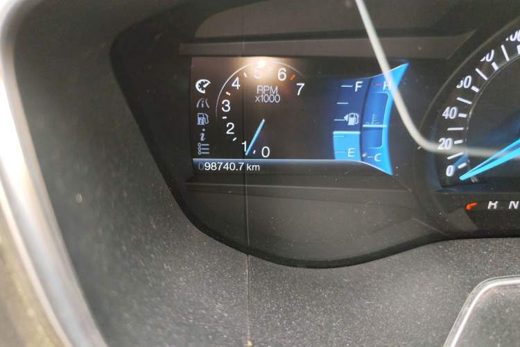 Used Ford Mondeo 2013 2.0L GTDi 200 Luxury Model Odometer Close Up