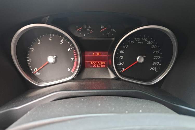 Used Ford Mondeo 2013 2.3L Fashion Edition Odometer Close Up