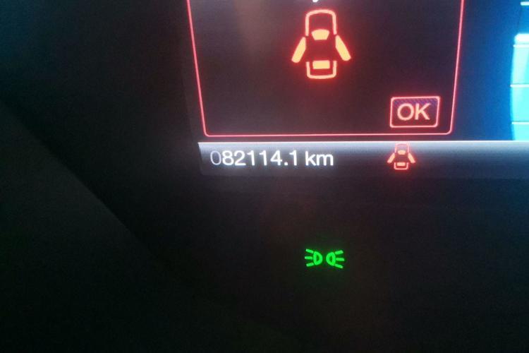 Used Ford Mondeo 2013 2.0L GTDi 200 Luxury Model Odometer Close Up