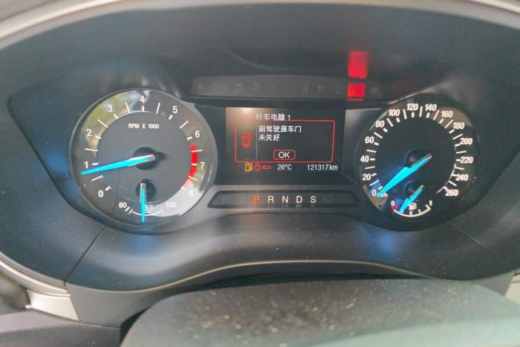 Used Ford Mondeo 2013 1.5L GTDi180 Fashion Edition Odometer Close Up
