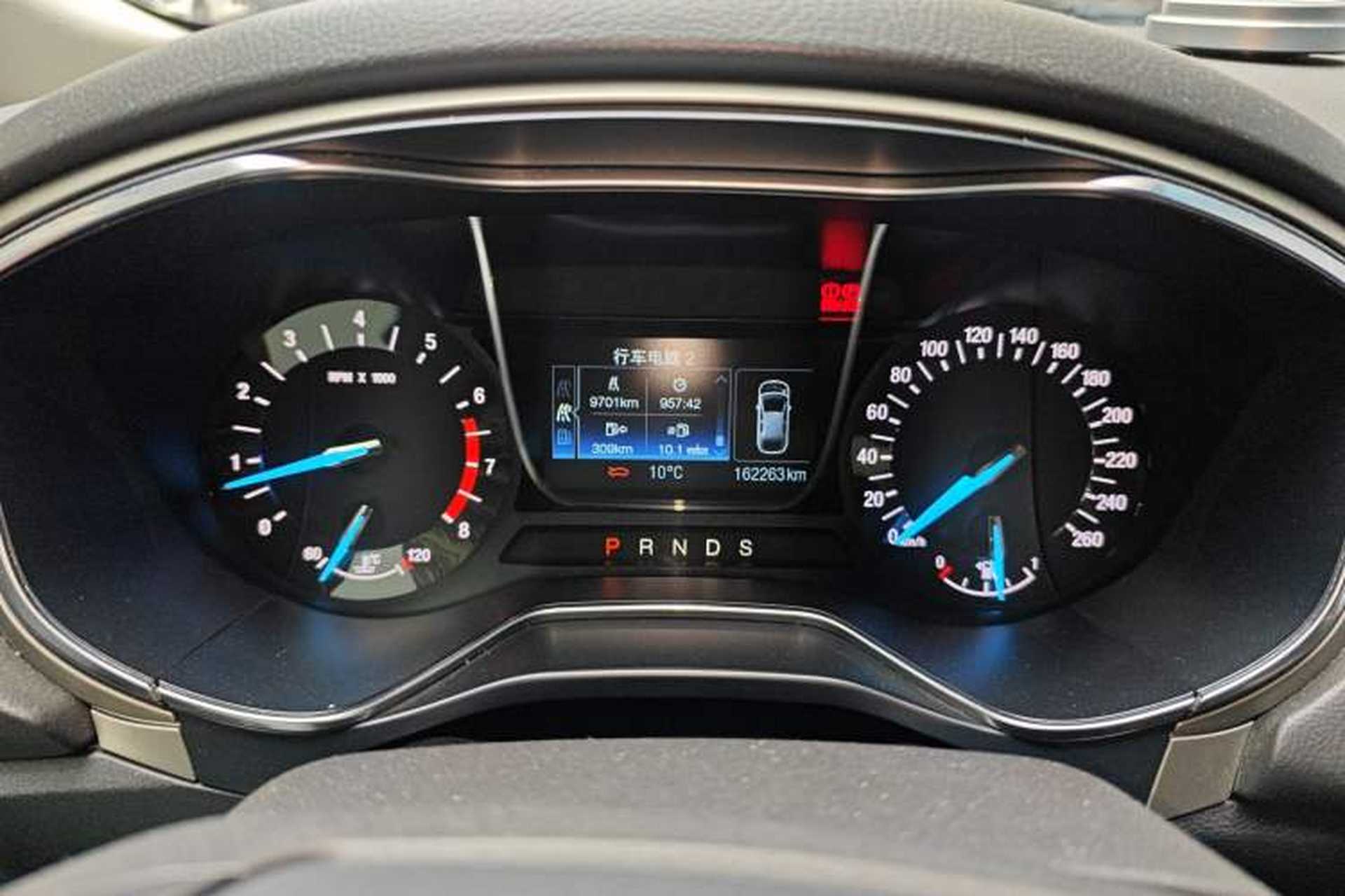 Used Ford Mondeo 2013 2.0L GTDi 200 Fashion Edition Odometer Close Up