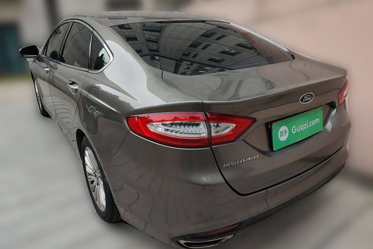 Used Ford Mondeo 2013 2.0L GTDi 200 Luxury Model Rear Left 45 Deg
