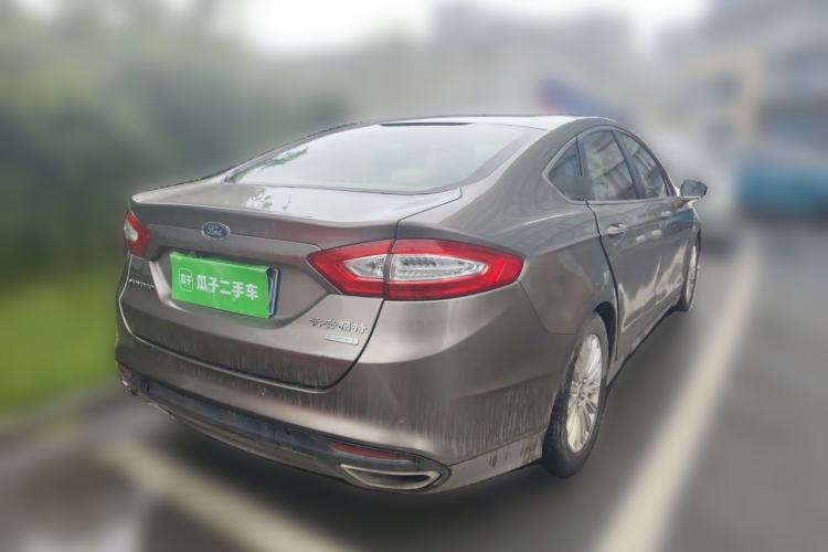 Used Ford Mondeo 2013 2.0L GTDi 200 Fashion Edition Rear Right 45 Deg