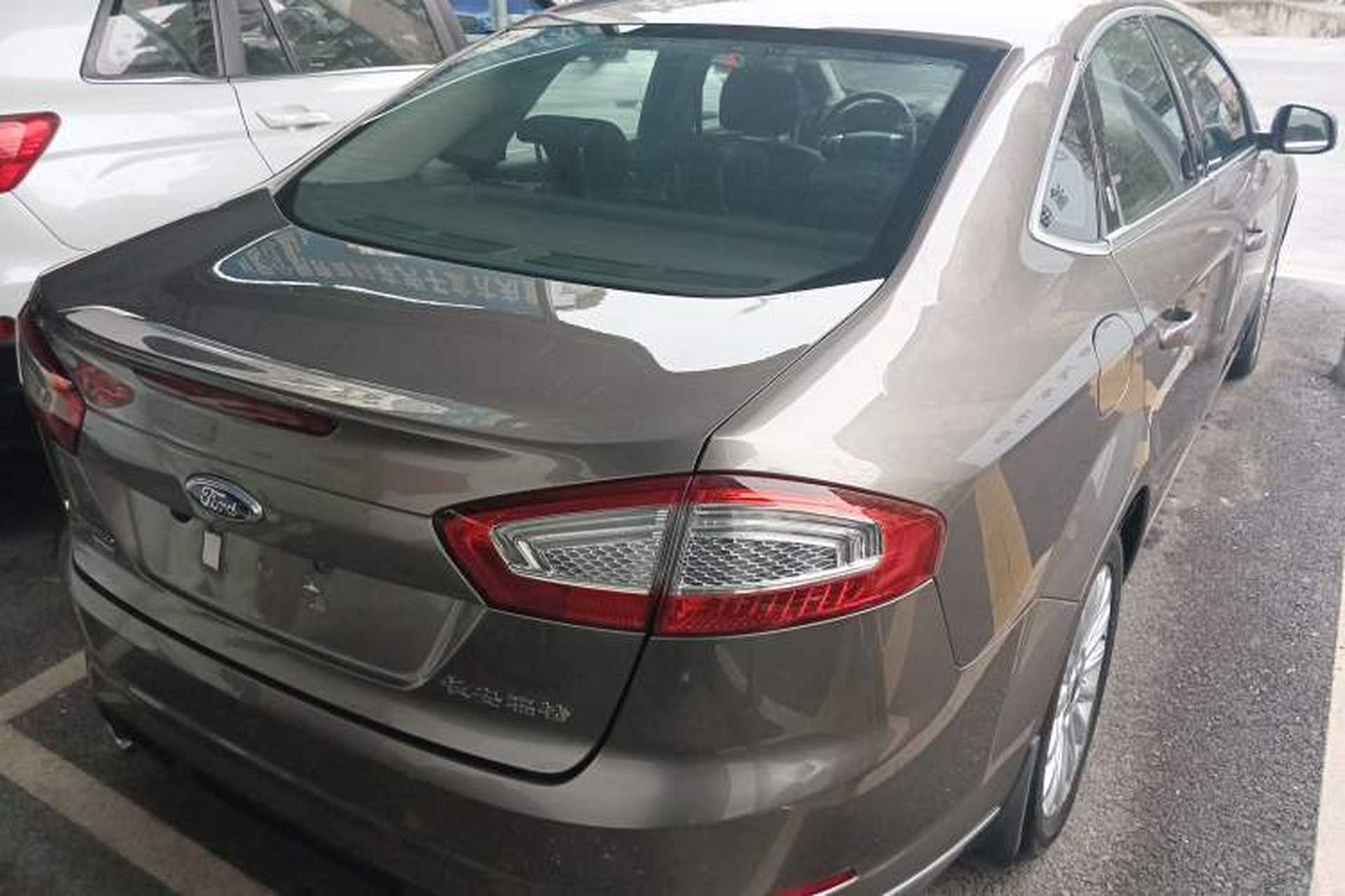 Used Ford Mondeo 2013 2.3L Luxury Model Rear Right 45 Deg