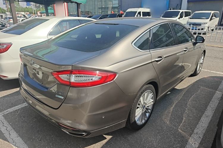 Used Ford Mondeo 2013 2.0L GTDi240 Flagship Edition Rear Right 45 Deg