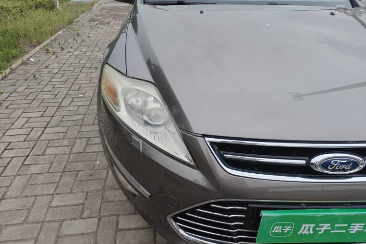 Used Ford Mondeo 2013 2.3L Luxury Model Right Front Headlight