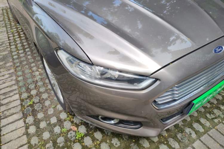 Used Ford Mondeo 2013 2.0L GTDi 200 Fashion Edition Right Front Headlight