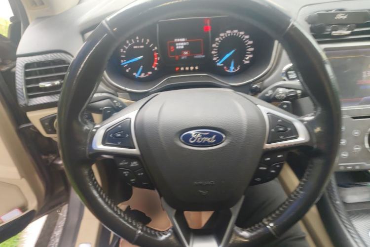 Used Ford Mondeo 2013 2.0L GTDi 200 Fashion Edition Steering Wheel