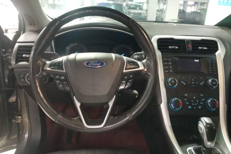 Used Ford Mondeo 2013 1.5L GTDi180 Fashion Edition Steering Wheel